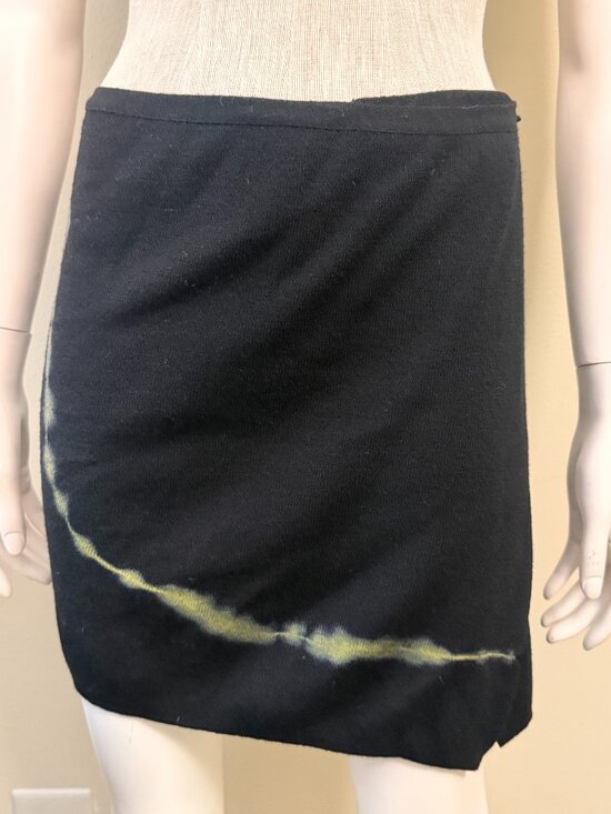ISTANTE Dresses & Skirts - VINTAGE ISTANTE BY GIANNI VERSACE MINI KNIT WRAP SKIRT S